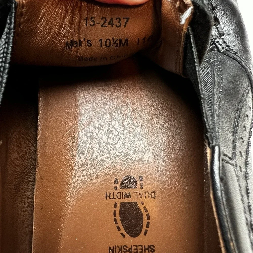 JOHNSTON & MURPHY XC4 BLACK SHEEPSKIN SLIP-ON LOAFERS SZ 10.5 M WATERPROOF